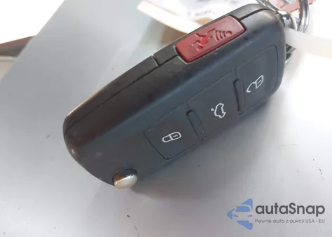 2018 Volkswagen Jetta 1.4T Se/1.4T Wolfsburg Edition z USA, uszkodzony, nr VIN 3VWDB7AJ2JM216665